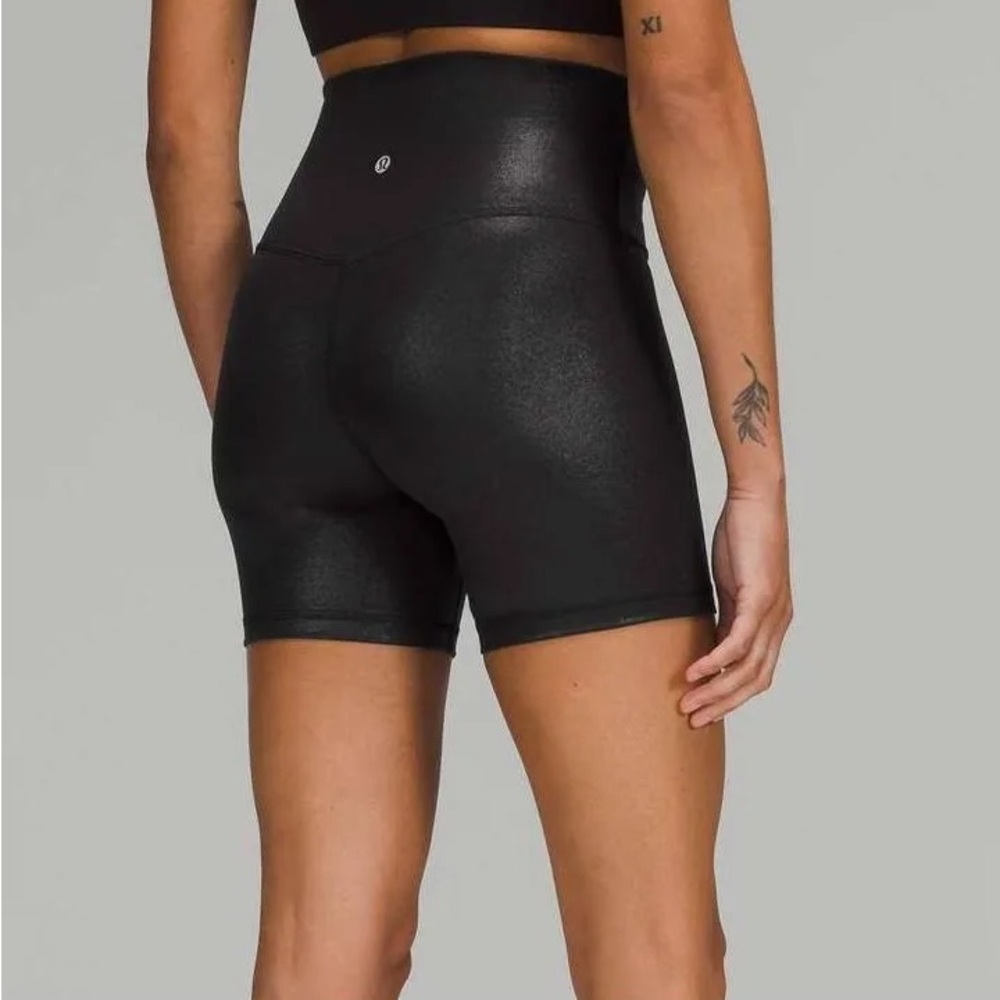 Lululemon Align High-Rise Short 6" 
Radiate Foil Print Black